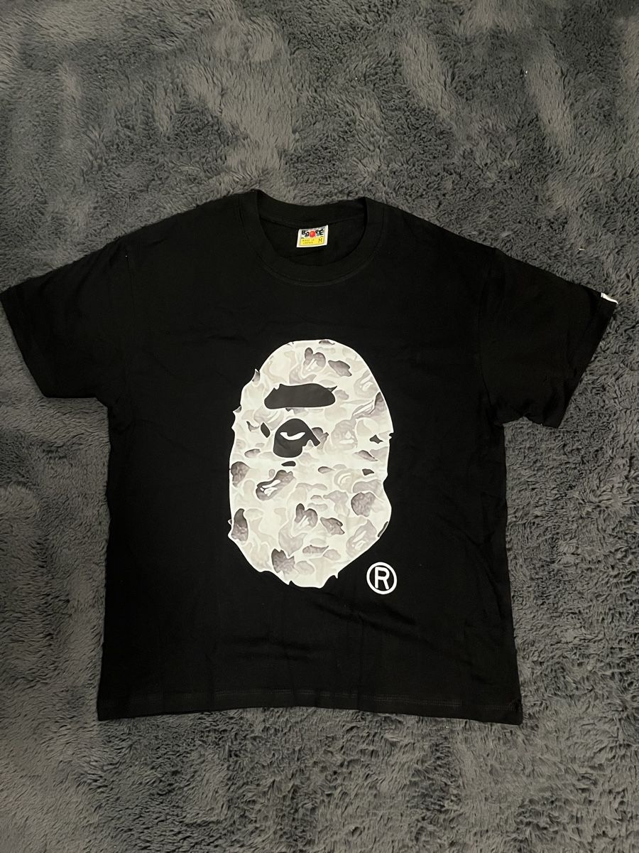 Bape T-shirts: Bape T-shirt – Neuf (Voir description) à Oberkirch LU par Giudici-Hess