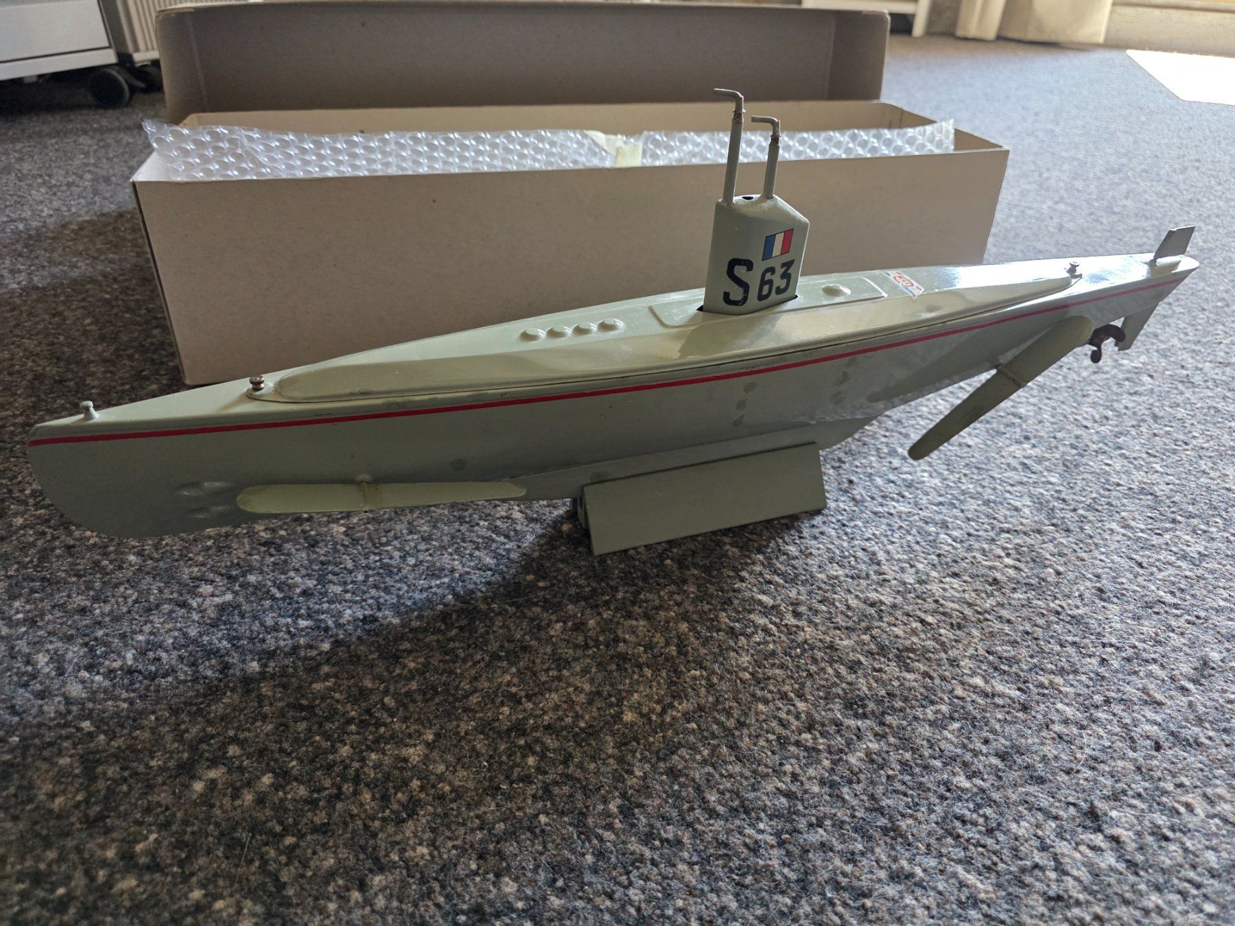 Kit di modellismo & Modellini statici: Antikes U-Boot (Modell) – Usato da Möhlin venduto da jau_9lv7