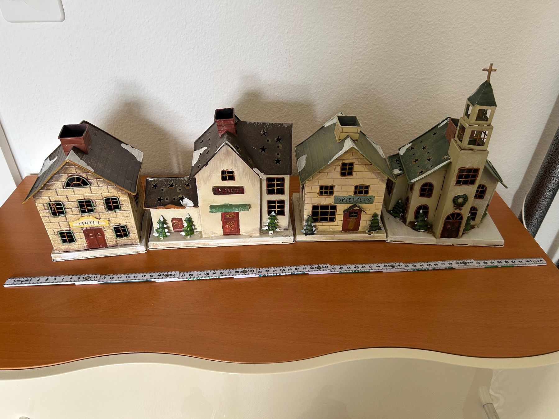Tutte le decorazioni: altes  Blech Adventsdorf – Usato da Olten venduto da Pablo7 4