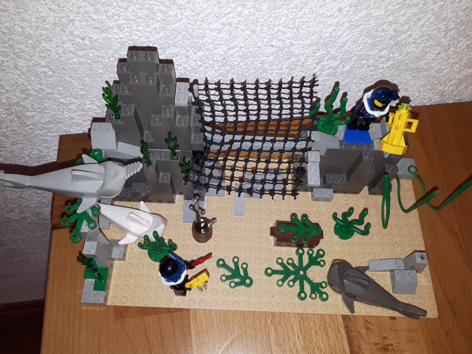 Lego Kit di costruzioni: Lego 6558, Shark Cage Cave, année 1997 – Usato da Montricher venduto da Babou72 1