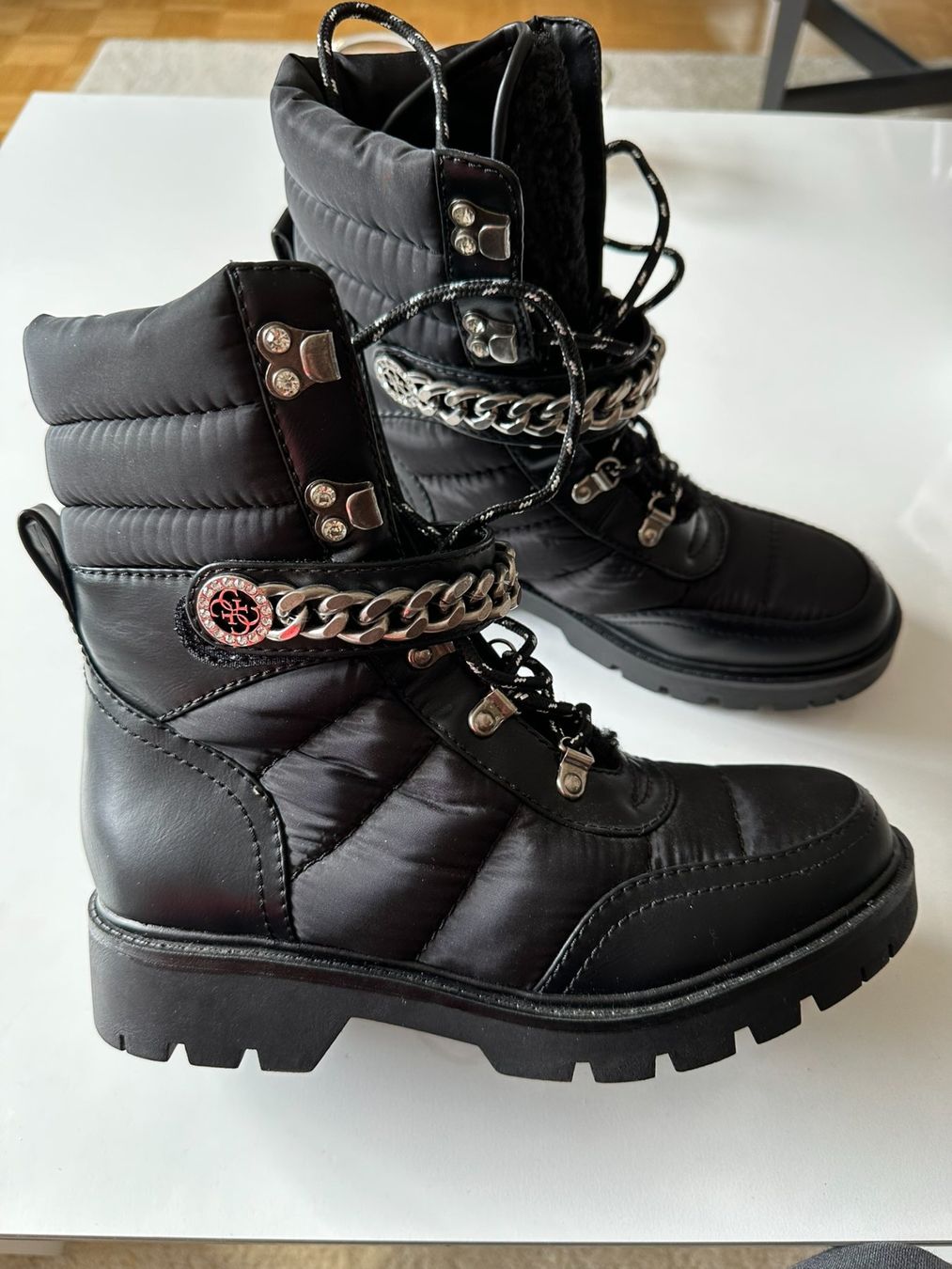 Guess Scarpe da donna: Guess Stiefeletten  39 – Nuovo (secondo la descrizione) da Thusis venduto da efa
