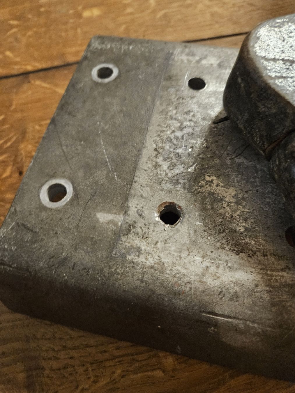 Ganci per rimorchio: Robuste Auto Anhängevorrichtung Typ 232G11 gebraucht (D)) – Usato da Rorschach venduto da TimelessTrading 2