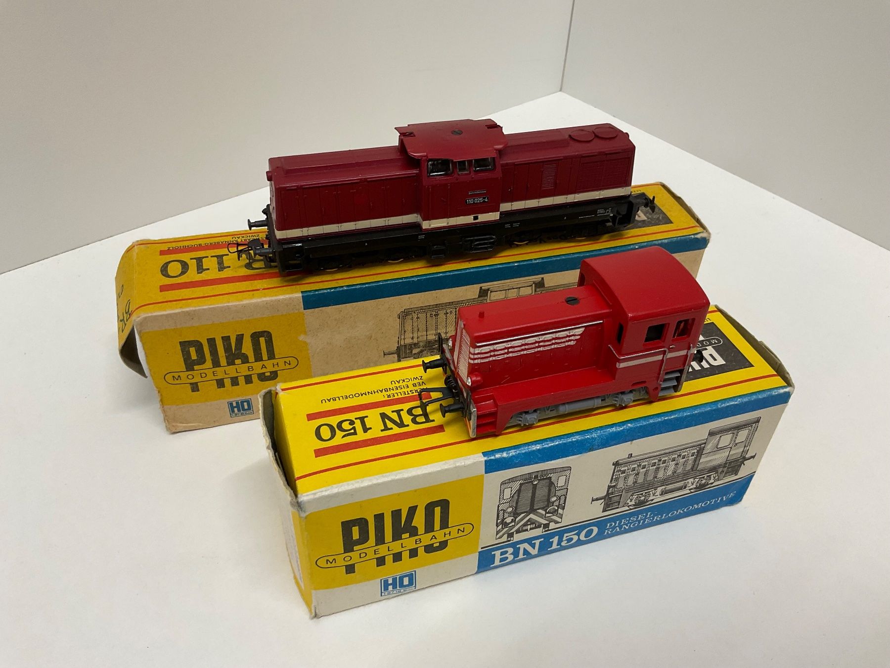 Piko Loks BN15 und BR110 alt und Bespielt in H0 (Gebraucht) in Chur für ...