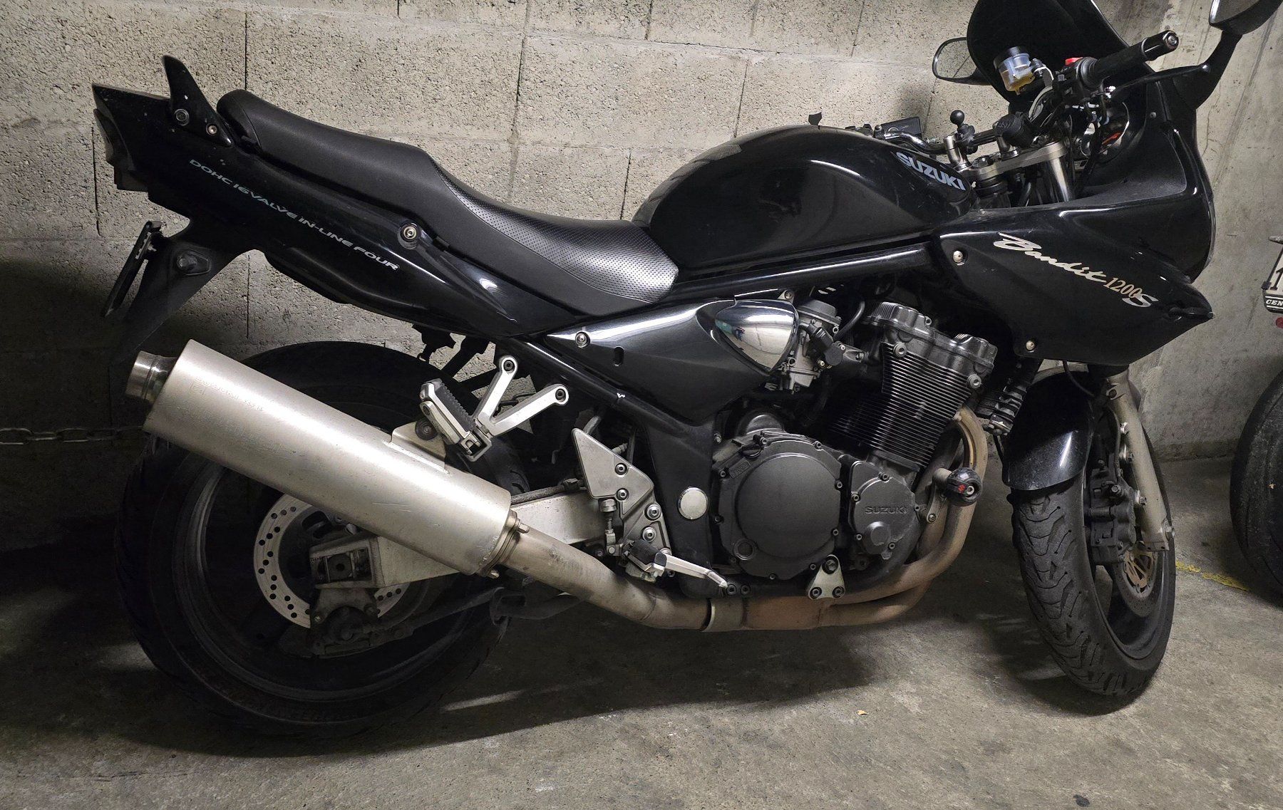 Strada: 2002 Suzuki Bandit 1200 S – Usato da Grand Lancy venduto da SwissJL 2