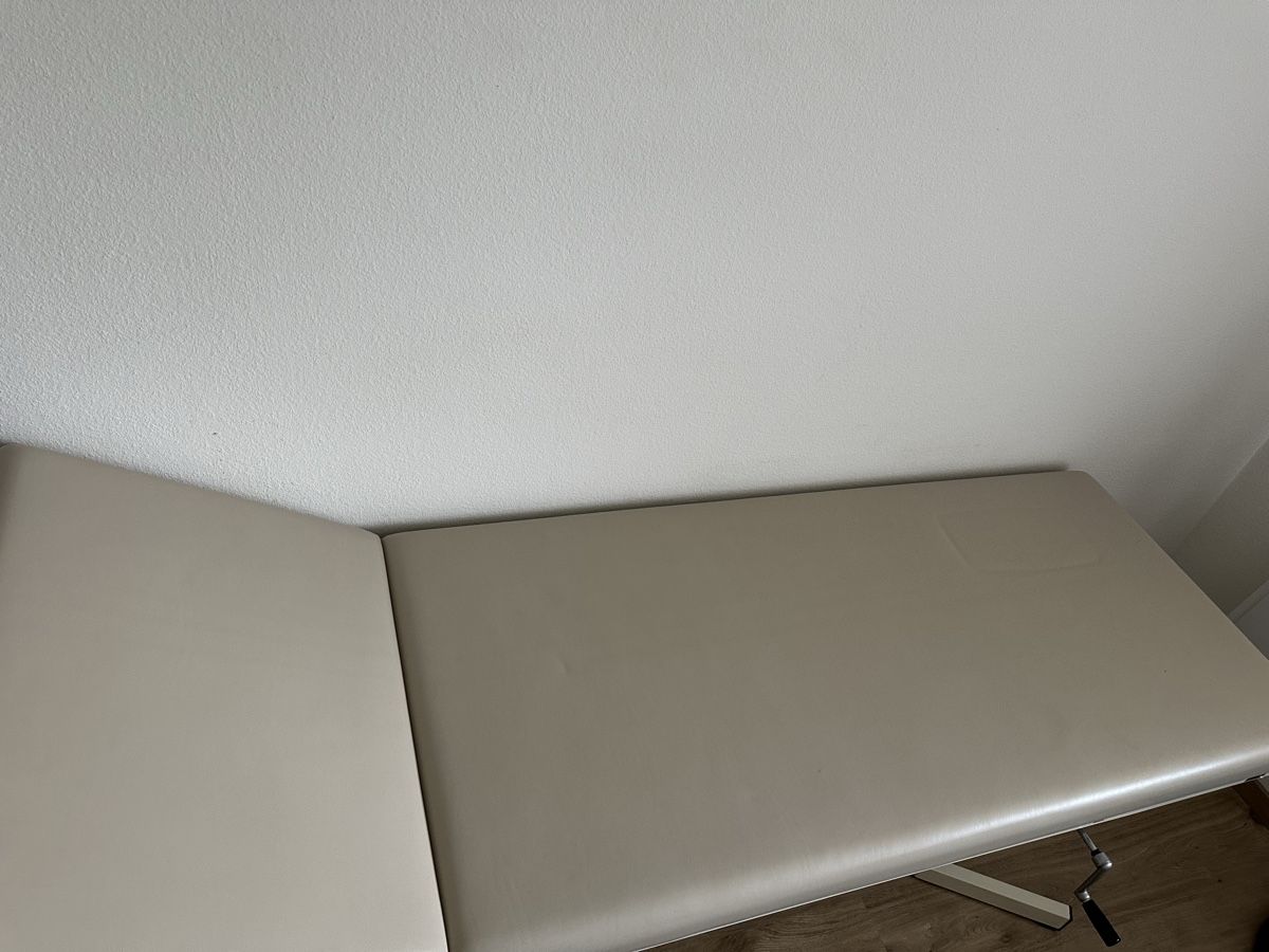 Sedie a sdraio: Massageliege – Usato da Oberglatt ZH venduto da Jahudka 4