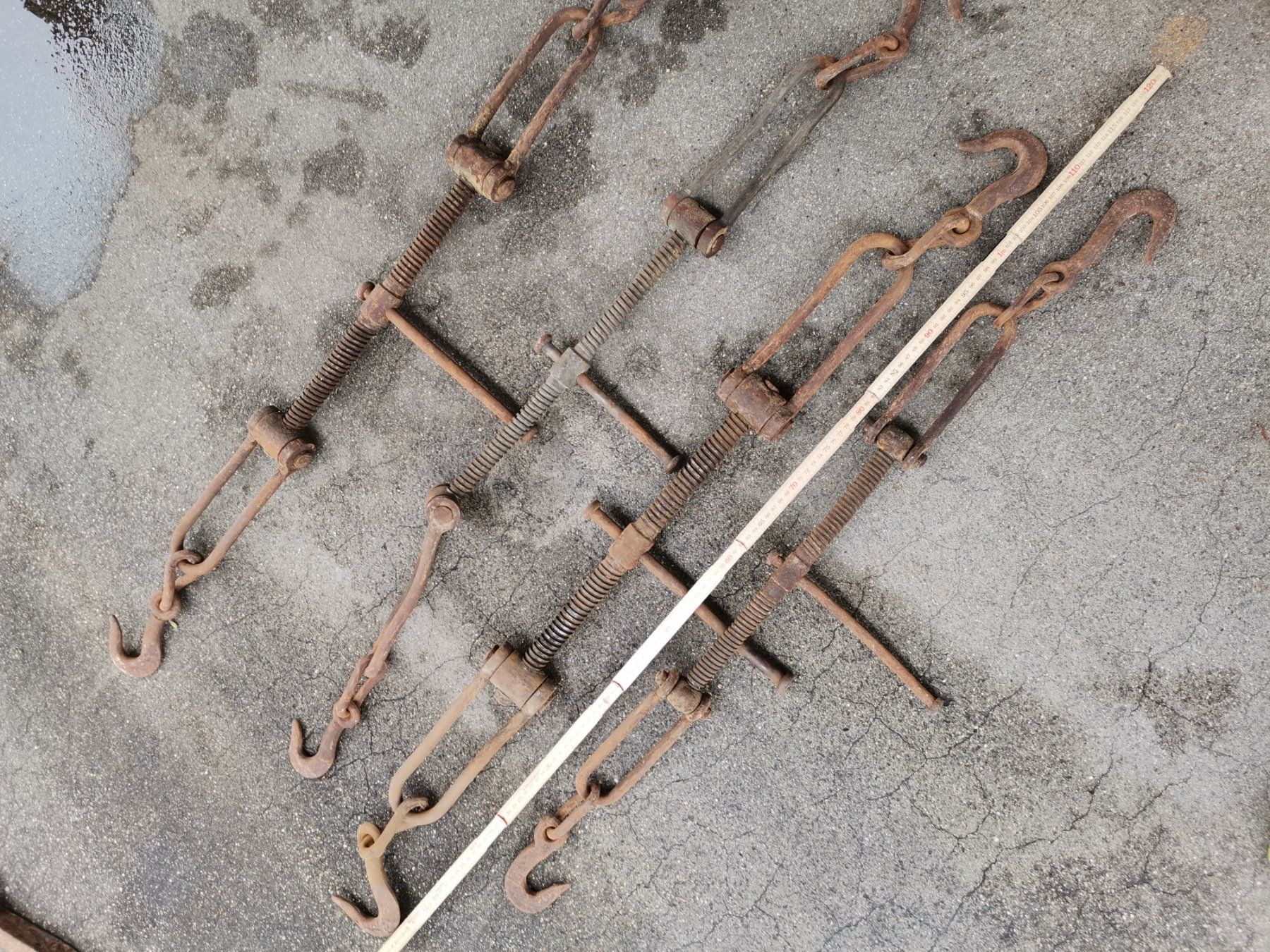 Alle Werkzeuge: Alte Zurrketten Spanner, Kettenspanner, Bundspanner, Spanner – Gebraucht aus Wiedlisbach von materialkreislauf 1