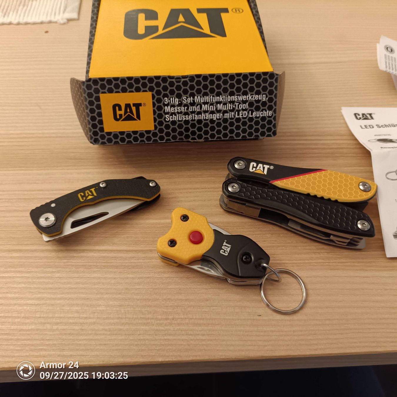Caterpillar Coltelli tascabile: CAT Multi-Tool Set, 3-teilig, Neuwertig, Top Zustand – Nuovo (secondo la descrizione) da Emmen venduto da Mocck