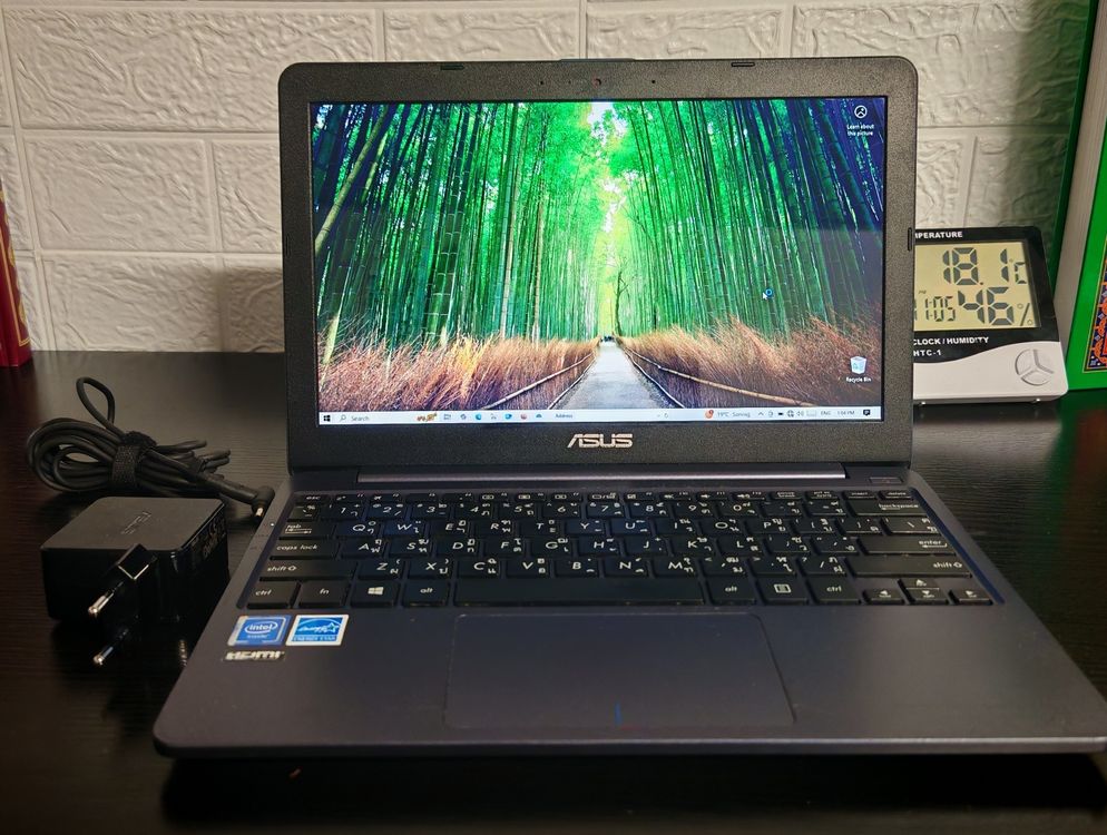 Asus Intel 4 Gb Ram 128 ssd (Gebraucht) in Herisau für CHF 40 – mit ...