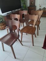 5 Stühle Horgen Glarus Holz massiv gebraucht</div>