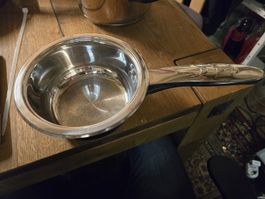 Topf aus Edelstahl mit Akkutherm Kapselboden 1L 19.5cm (D)