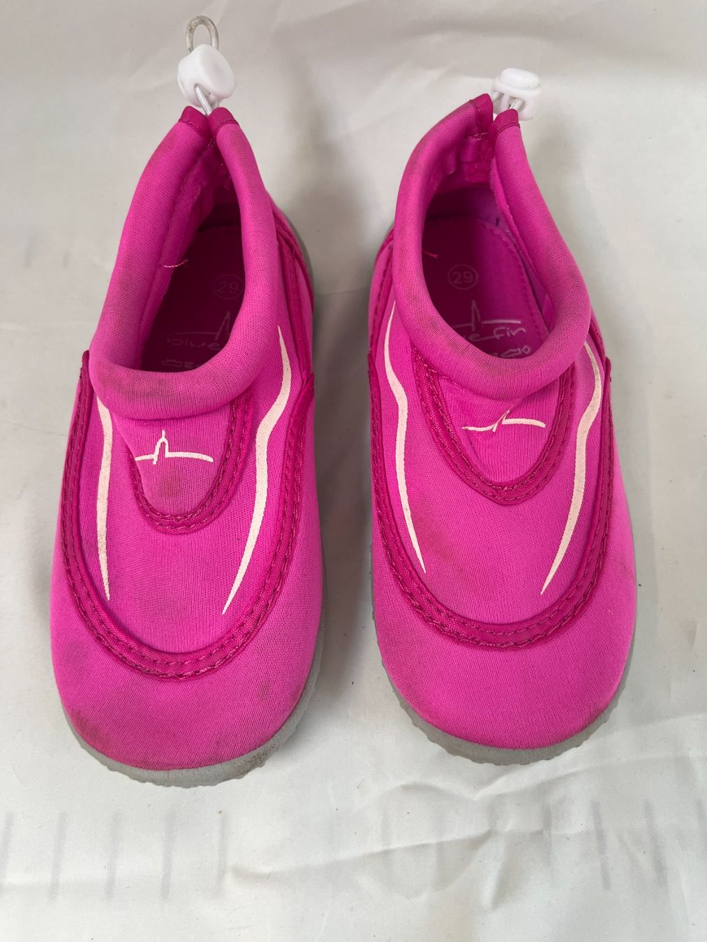 Scarpe per ragazze: Wasserschuhe Grösse 29 – Usato da Zürich venduto da Drahtzug