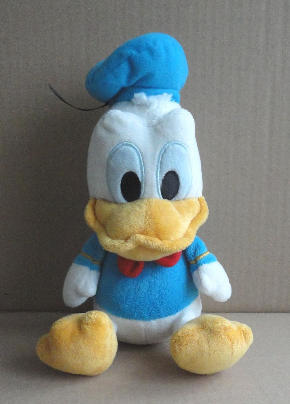 Disney Giocattoli: Donald Duck aus Plüsch Höhe 22cm – Usato da zürich venduto da parts5060
