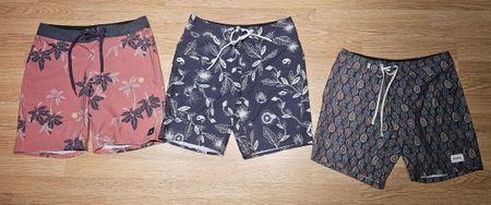 3x Badeshorts Volcom RipCurl Rhythm Gr30 Surfshorts Badehose