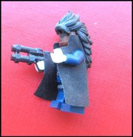 LEGO Minifigur Bewaffneter Perückenträger II ältere Serie