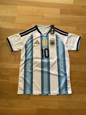 WM Fussballtrikot Argentinien Messi Grösse M neu mit Etikett
