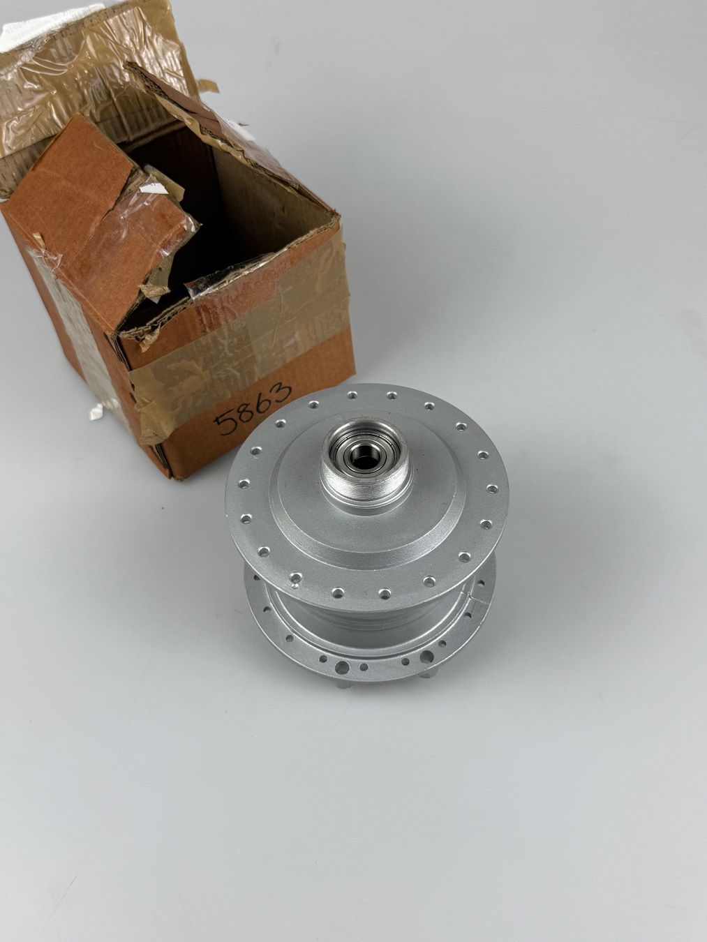 Puch Mofas: Speichennabe hinten Puch – Neu und originalverpackt aus Hallau von mofaplus 3