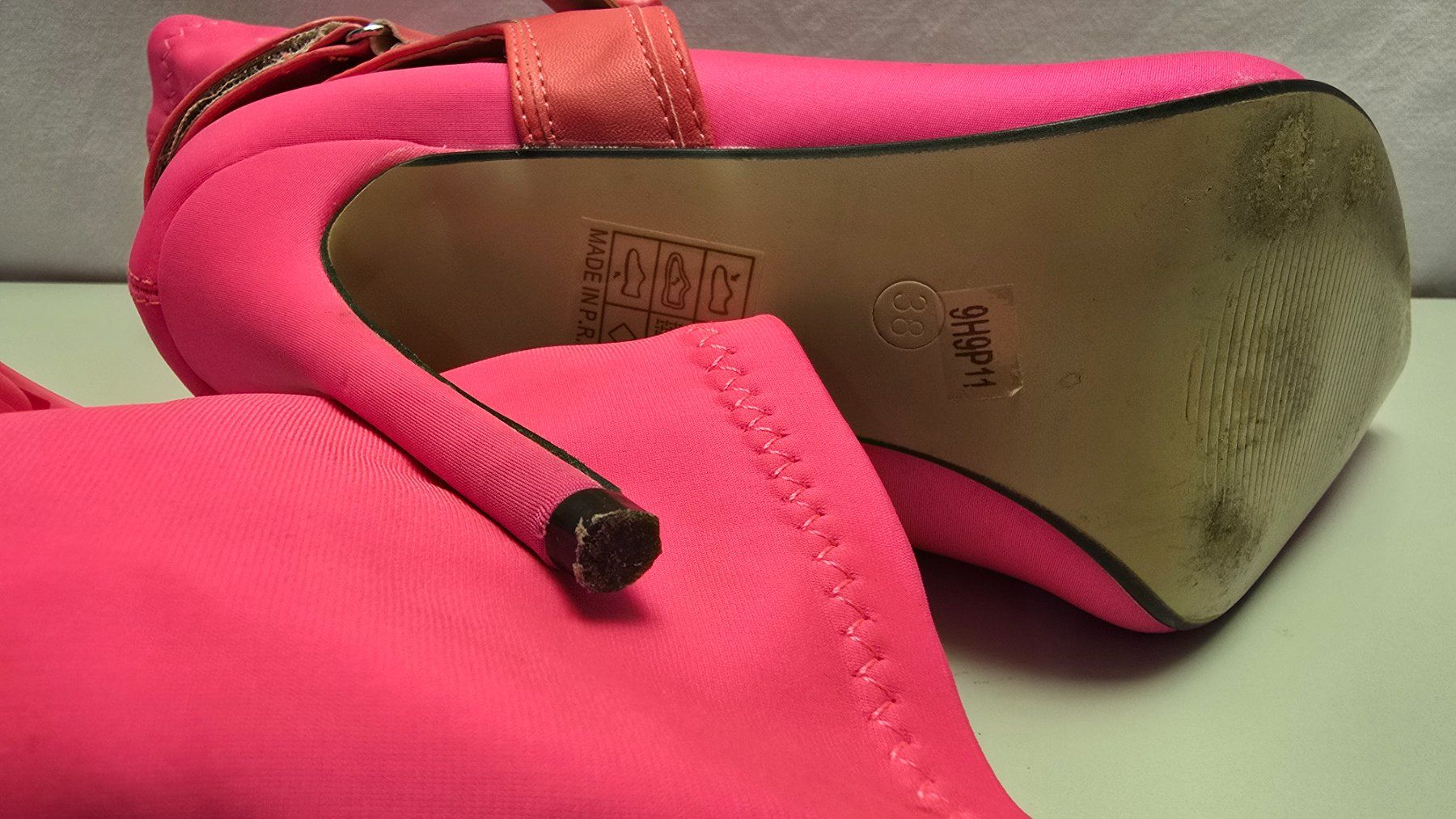 Damenschuhe: Pink fluorescent High Heels Stiletto – Neu (gemäss Beschreibung) aus Zürich von Bobesfee 6