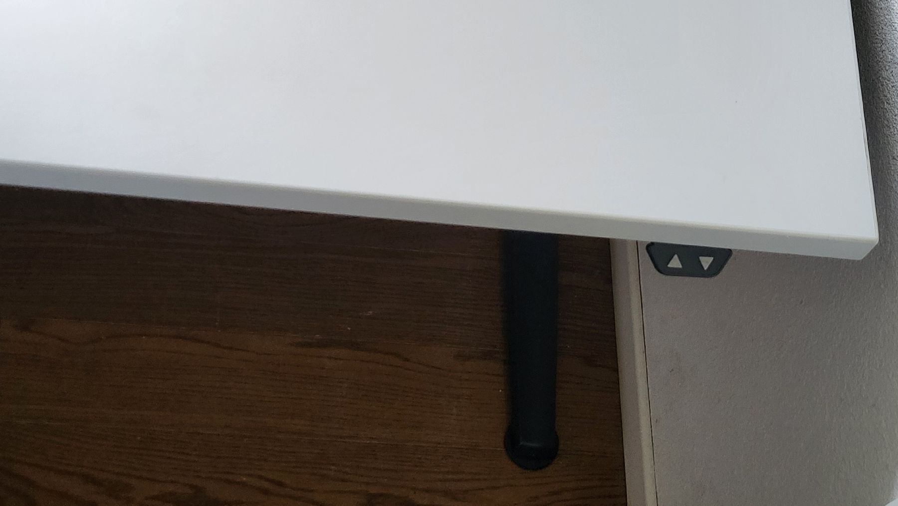 Scrivanie: Bürotisch / Stehpult elektrisch verstellbar – Usato da Mörel venduto da mirec 1