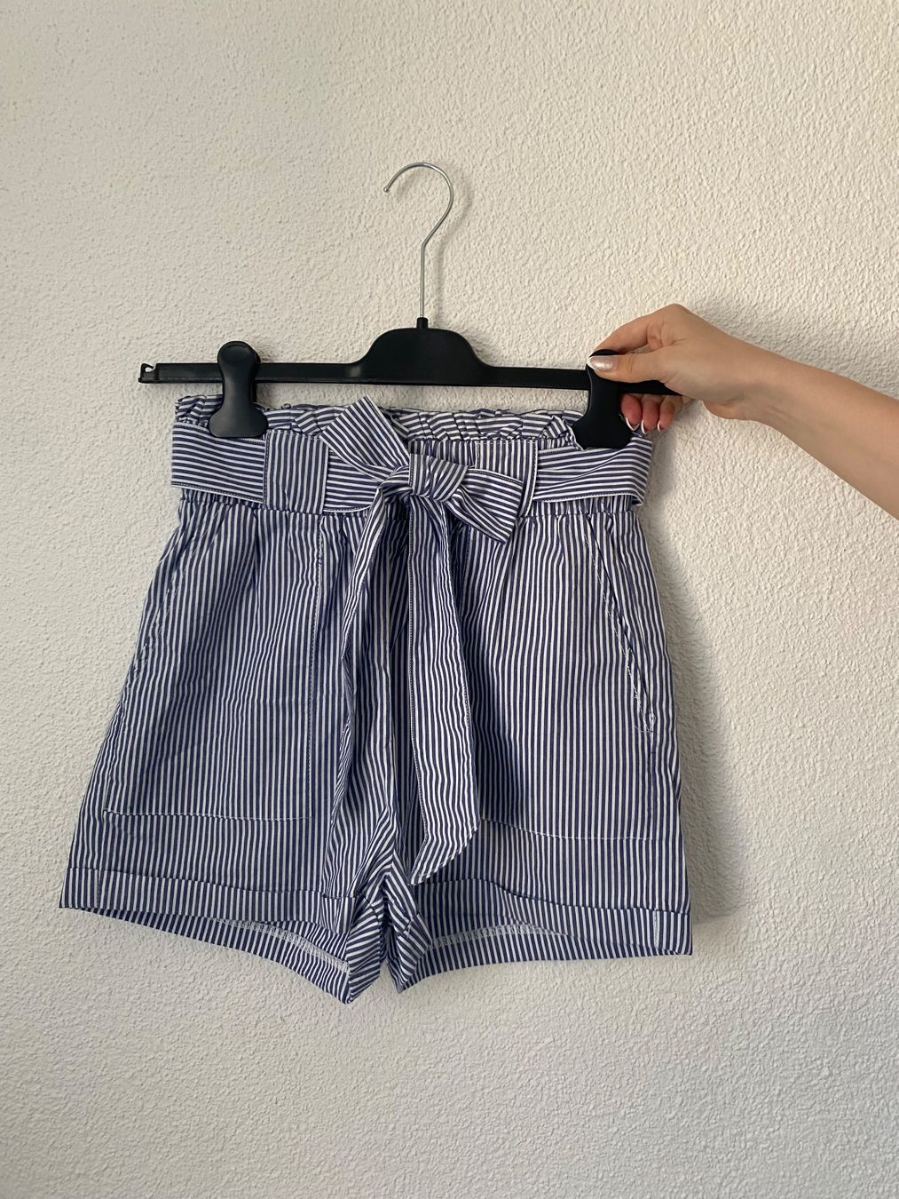 Only Hosen: Shorts – Gebraucht aus Menznau von cle_j2js