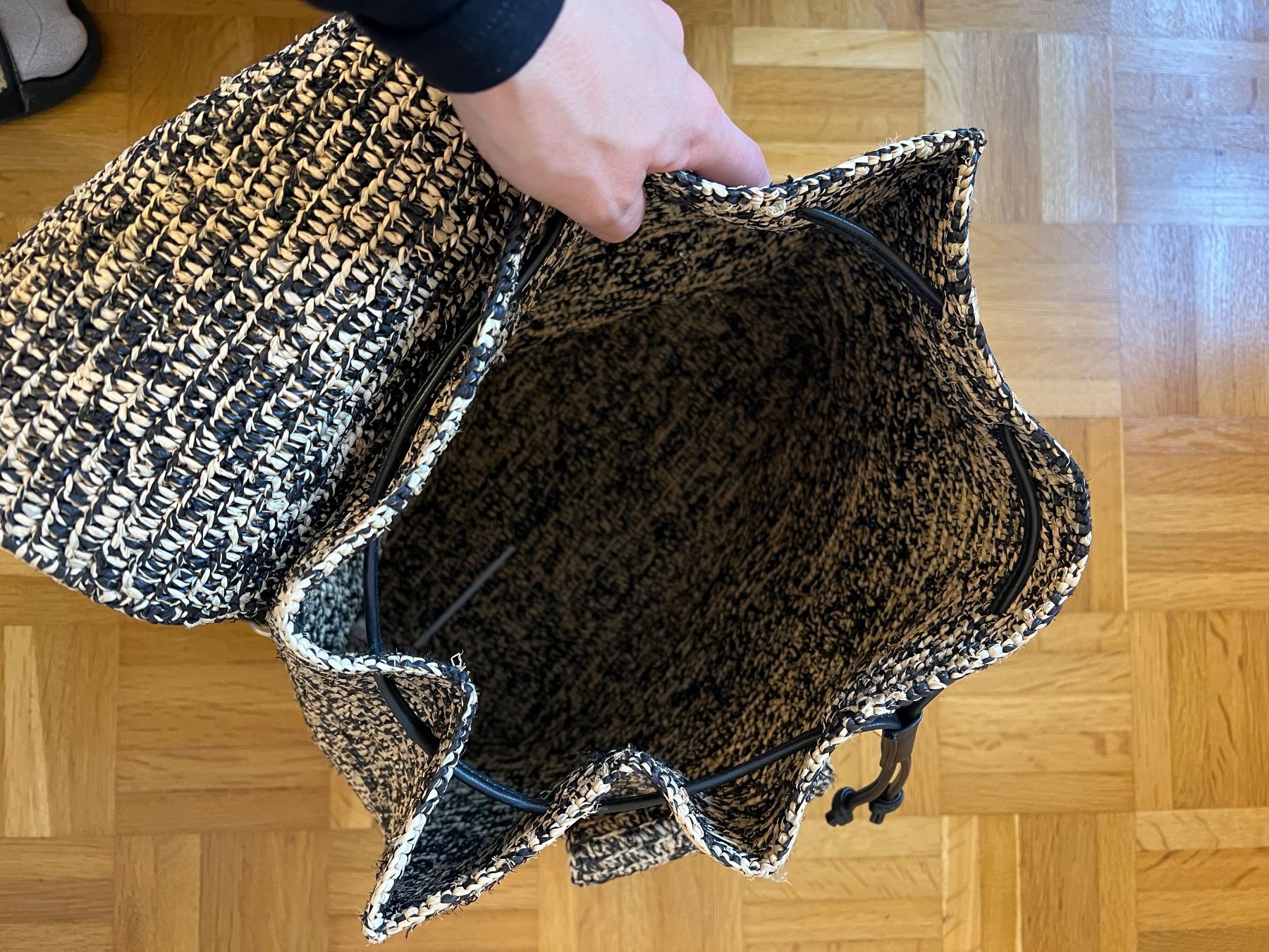 Rucksäcke: Sac à dos Sézane – Neu (gemäss Beschreibung) aus Mont-sur-Lausanne von k-pris 4