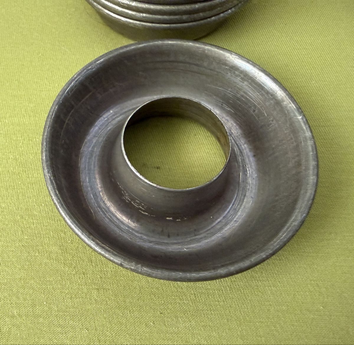 Backformen: Backformen Bundtform Blech, 33 Stueck gebraucht – Gebraucht aus Libingen von Wisli 3