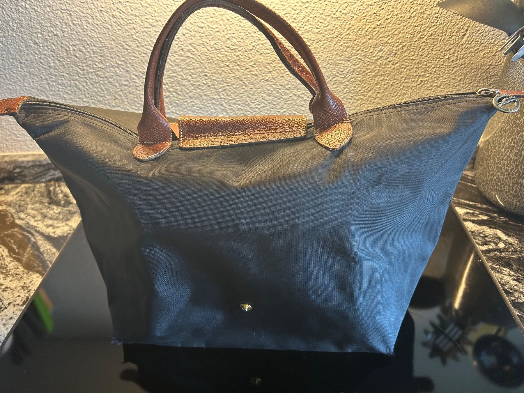 Longchamp Borse da donna: Original Longchamp Le Pliage Grösse M schwarz – Difettoso da Langnau am Albis venduto da SolarisZH 6