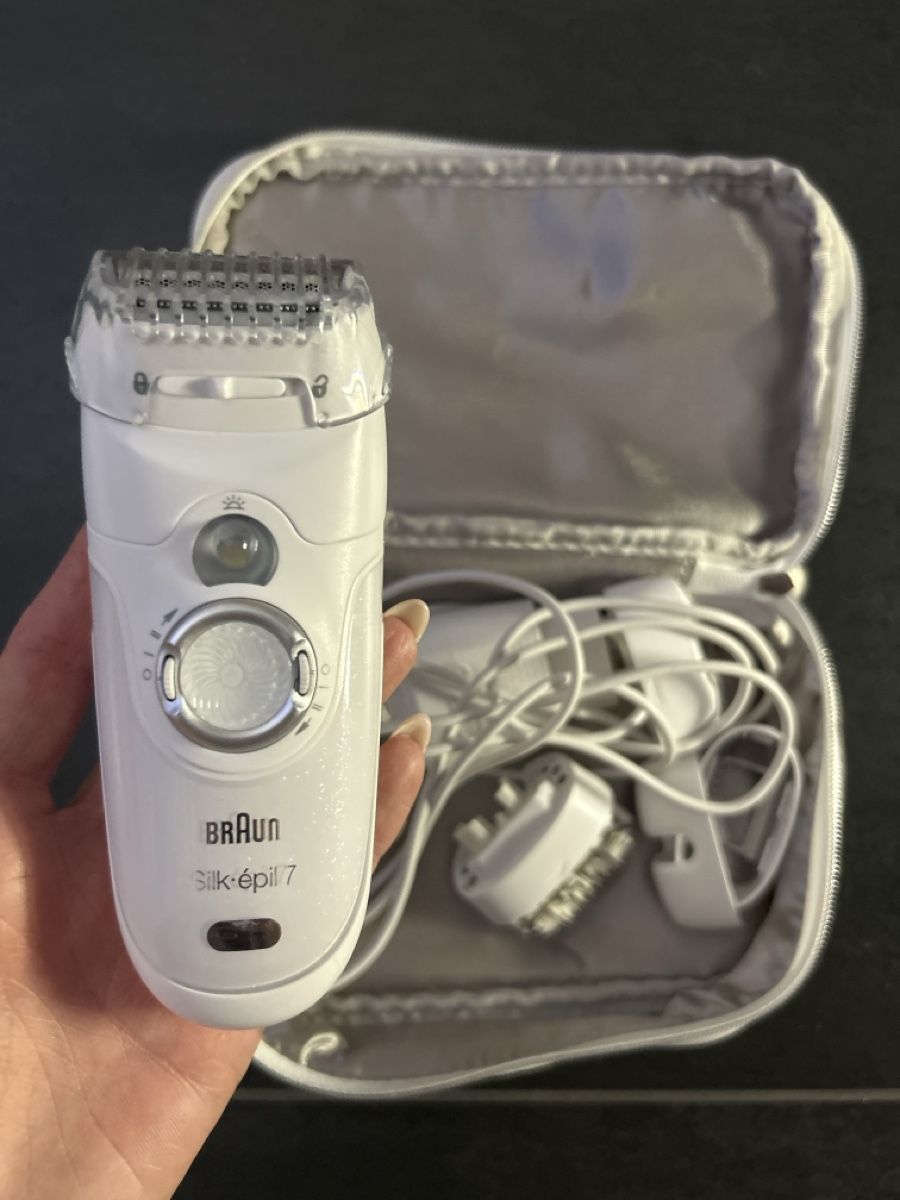 Braun Epilatori: Braun Silk-epil 7 epilator with accessories and case – Usato da Muttenz venduto da nadciv