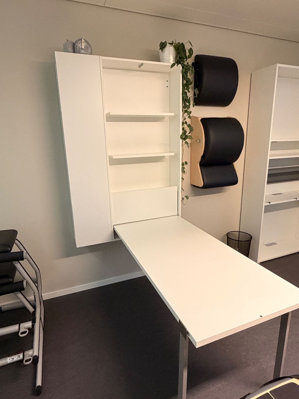 Tavoli: Wand Klapptisch Livarea – Usato da Zug venduto da rwey6300 2