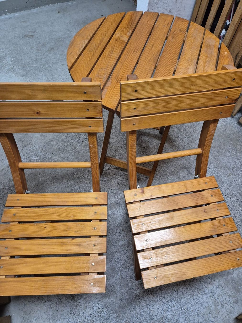 Set de table et chaises: Gartentisch inkl stühle – D'occasion à Horgen par fab_z68j