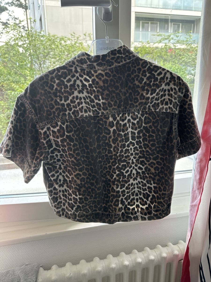 Zebra Giacche: Veste courte léopard ZEBRA, taille M - Tendance été! – Nuovo e nell'imballaggio originale da Chêne-Bourg venduto da kor_pn9z 1