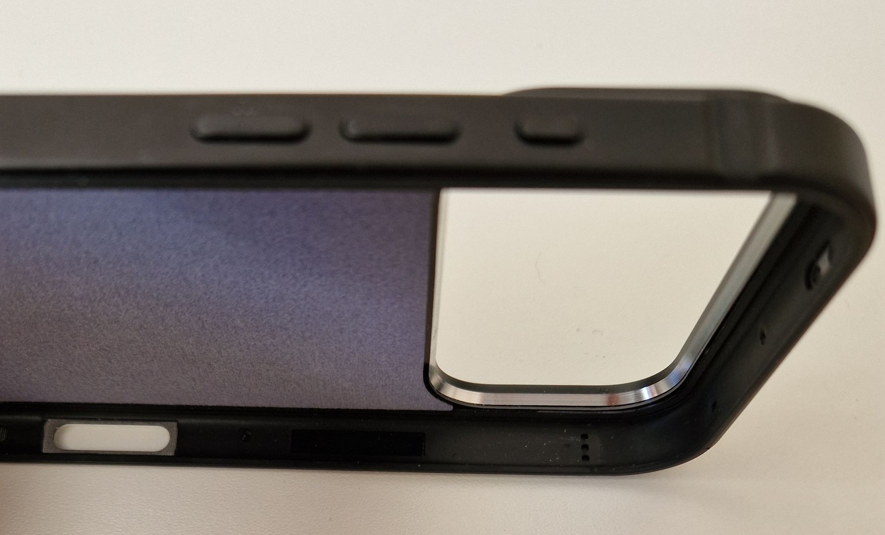 Cover & Protezioni schermo: iPhone 17 Pro / Pro Max Smartphone-Schutzhülle – Nuovo e nell'imballaggio originale da Menziken venduto da chs_xd76 3