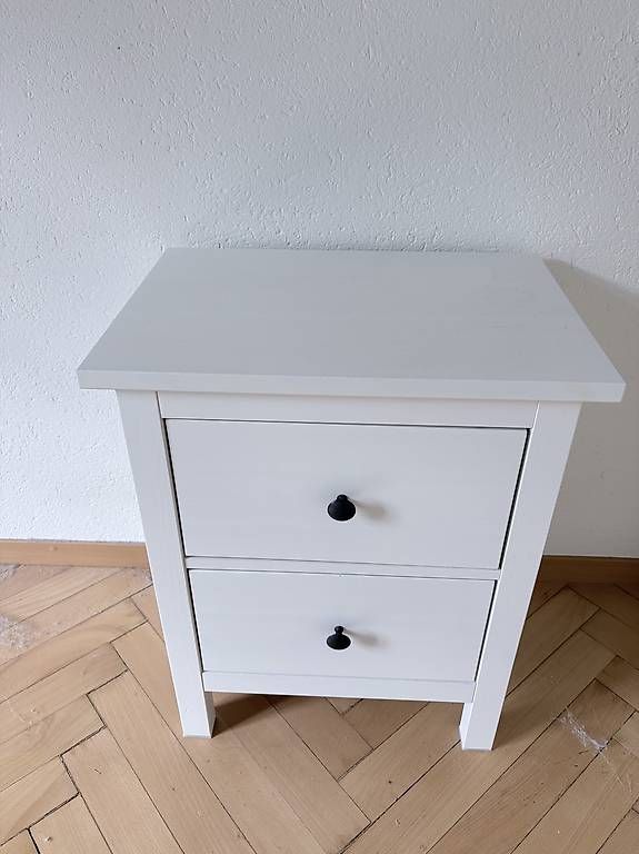 Comodini: Zwei gleiche Nachttische – Usato da St. Gallen venduto da sha_cd29