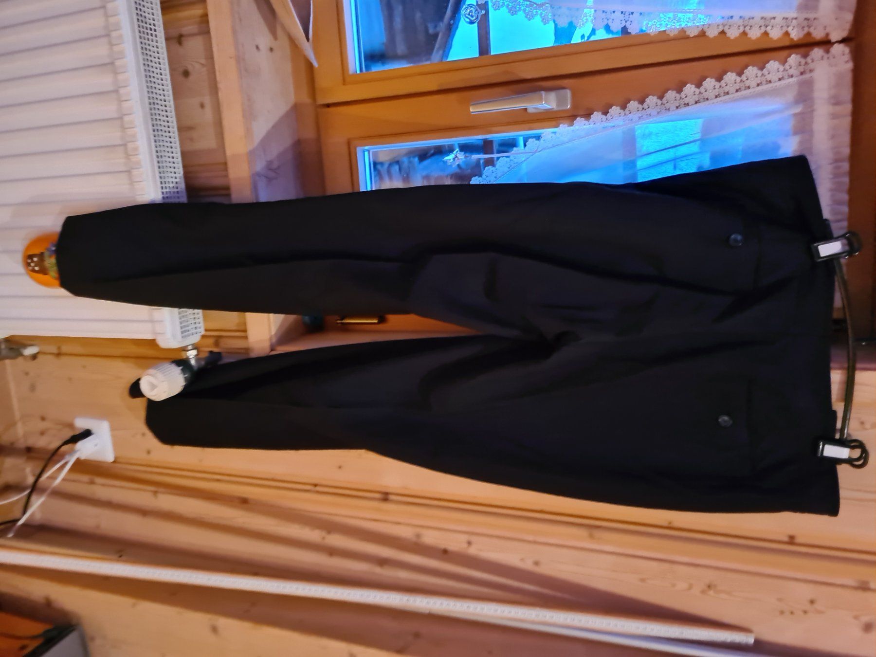 Pantaloni: Coole schwarze edle Hose gr.46 – Usato da Ferden venduto da jemyce 3