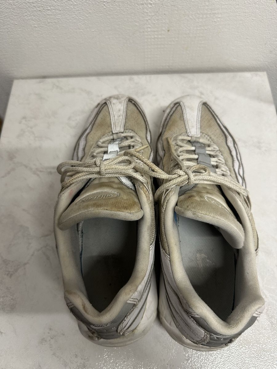 Nike Scarpe da uomo: Nike Air Max 95 weiss Grösse 44 1/2 – Usato da Schenkon venduto da LVJDEAN 2