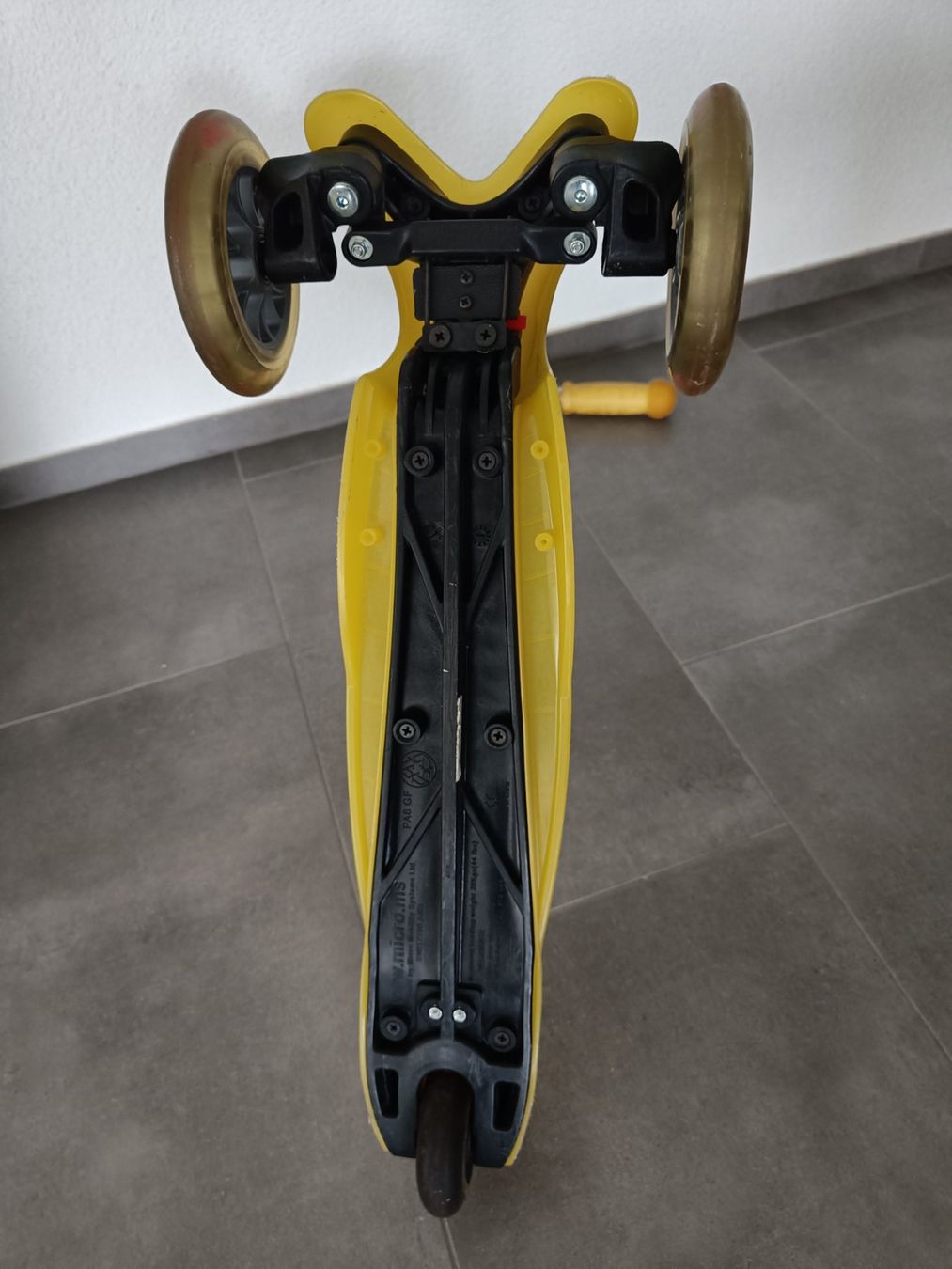 Micro Veicoli per bambini: Mini Scooter Micro – Usato da Güttingen venduto da Bumeranze 2