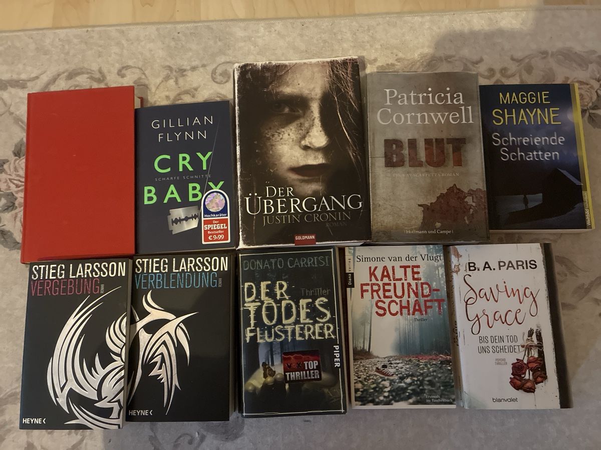 Libri: Buchpaket Thriller diverse Autoren – Usato da Konolfingen venduto da link09