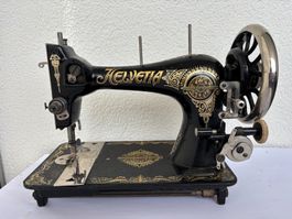 Antike Helvetia Nähmaschine