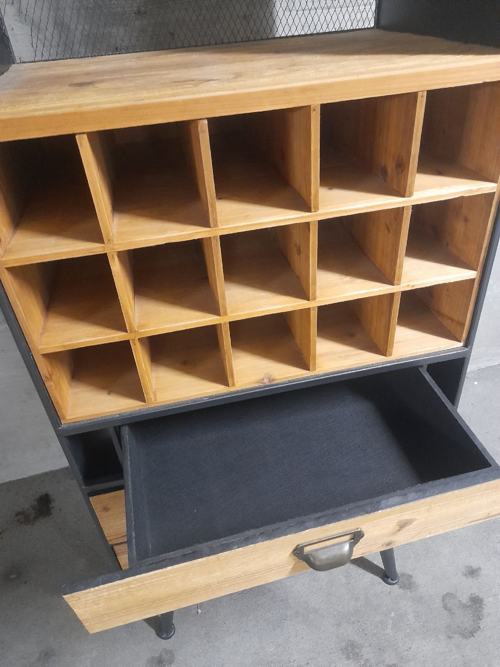 Scaffali: weinregal – Usato da Glattbrugg venduto da B_B 2