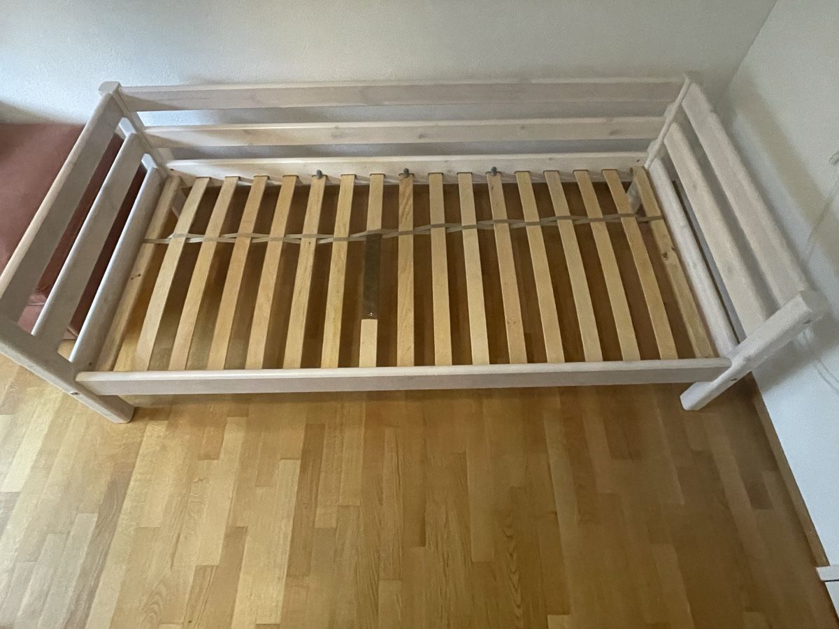 Lits: Flexa Kinderbett – D'occasion à Zürich par pvc25 4