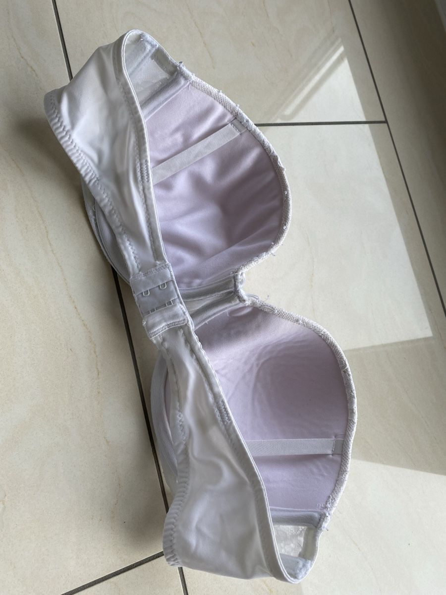 Altra biancheria intima: BH trägerlos – Usato da Eiken venduto da jessycat01 2