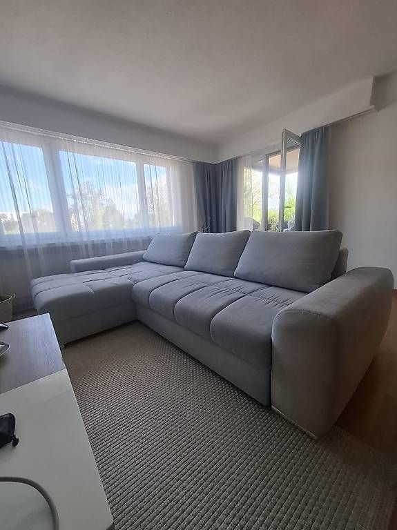 Divani: Sofa grau Stoff – Usato da Wängi venduto da Bibo4. 4