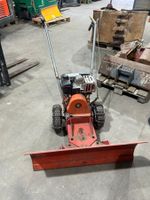 UNIVERSAL Schneefräse / Schneeräumer mit Benzinmotor