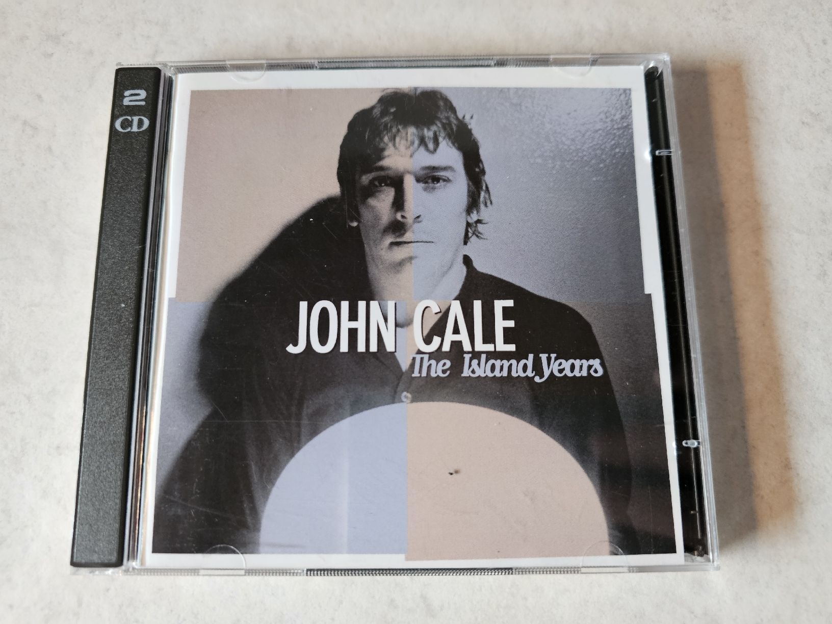 CD: John Cale  -  The Island Years  /  2 CD's – Usato da Schneisingen venduto da backstore24