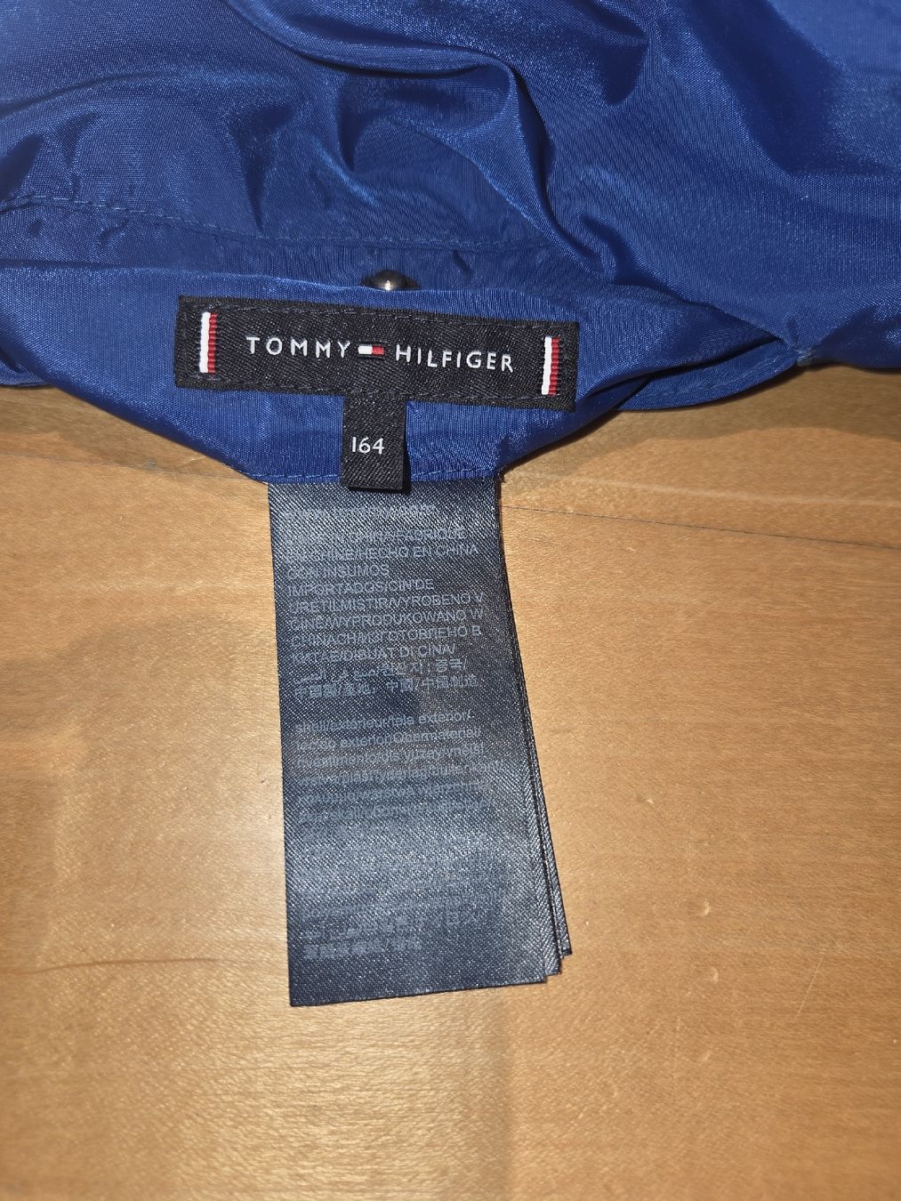 Tommy Hilfiger Giacche & Cappotti: Wendbare Tommy Hilfiger Jacke – Nuovo (secondo la descrizione) da Malters venduto da alina.h 2