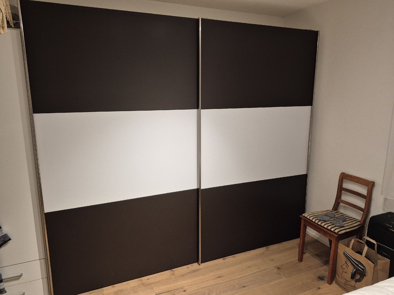 Schränke: Schlafzimmerschrank – Gebraucht aus Oftringen von Suti5