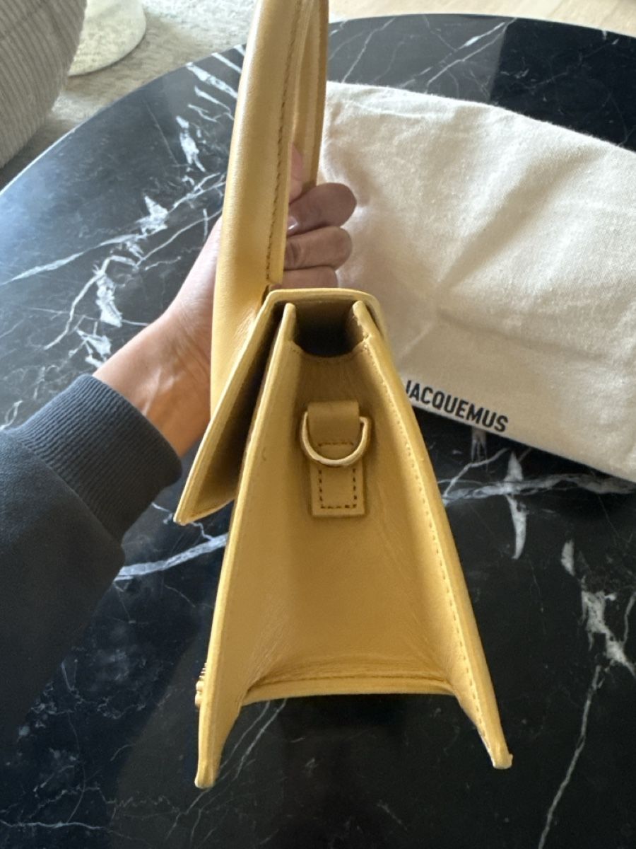 Jacquemus Taschen für Damen: Jacquemus Le Chiquito Moyen Mustard – Neu (gemäss Beschreibung) aus Wallisellen von rac_sy2x 4