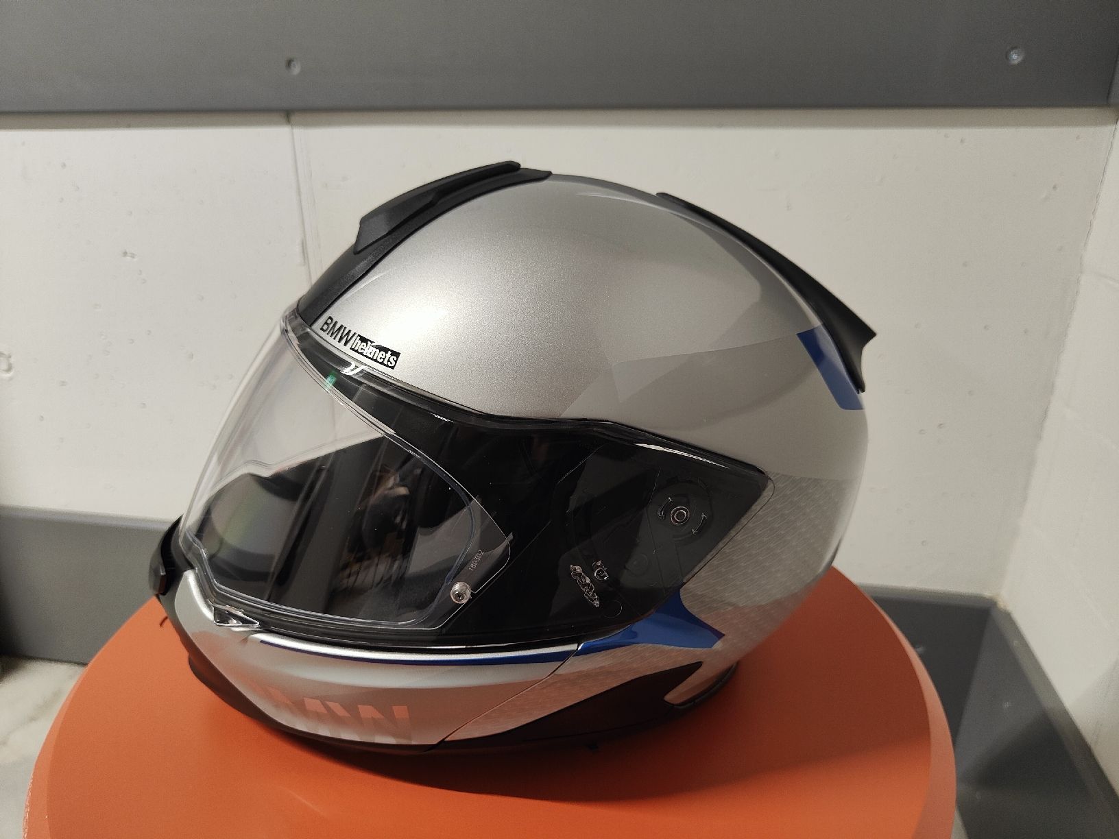 BMW Caschi & visiere: Motorrad Helm  – Nuovo e nell'imballaggio originale da Flims-Waldhaus venduto da NickY30 1