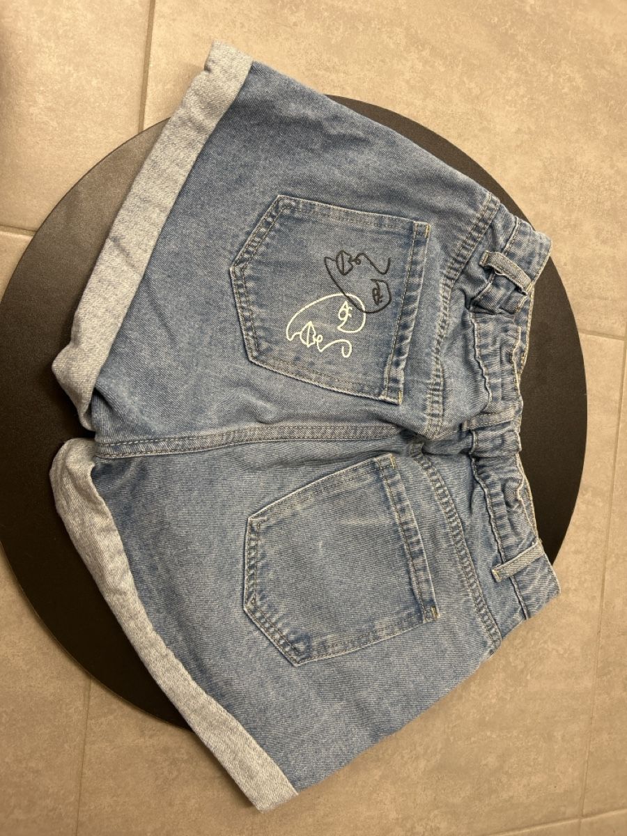 Shein Jeans: Short jeans – Gebraucht aus Lausanne von non_ptb6 1
