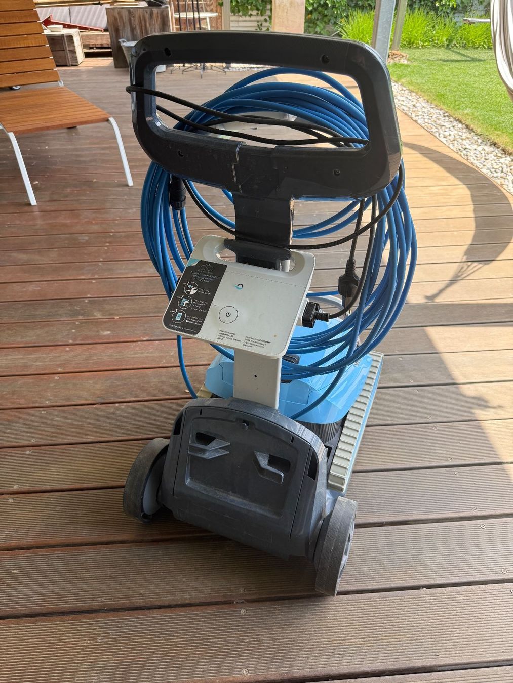 Dolphin Accessori per Piscine: Dolphin Poolroboter Z3i, mit Filterkorb komplett – Difettoso da Attiswil venduto da Olimax