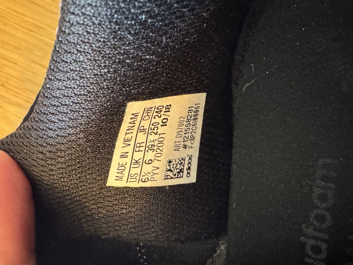 Adidas Scarpe da uomo: Adidas Hallenschuhe, 39 1/3 – Usato da Zürich venduto da s.o13 4
